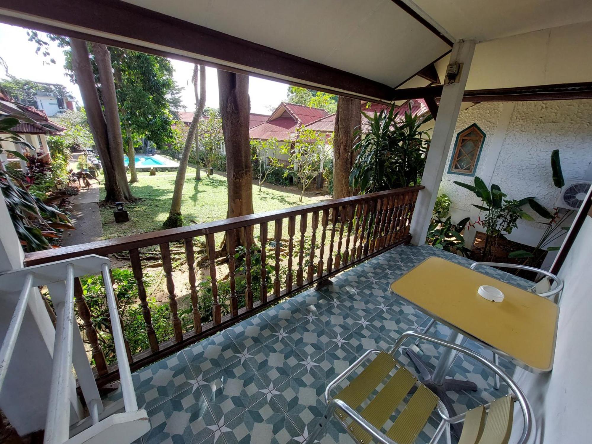 Fullmoon House Samui 호텔 라마이비치 외부 사진